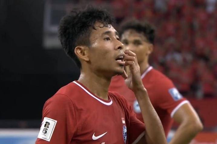 谢维军这种有身高优势而且有冲击力的球员,只要站在禁区内,就是对手的