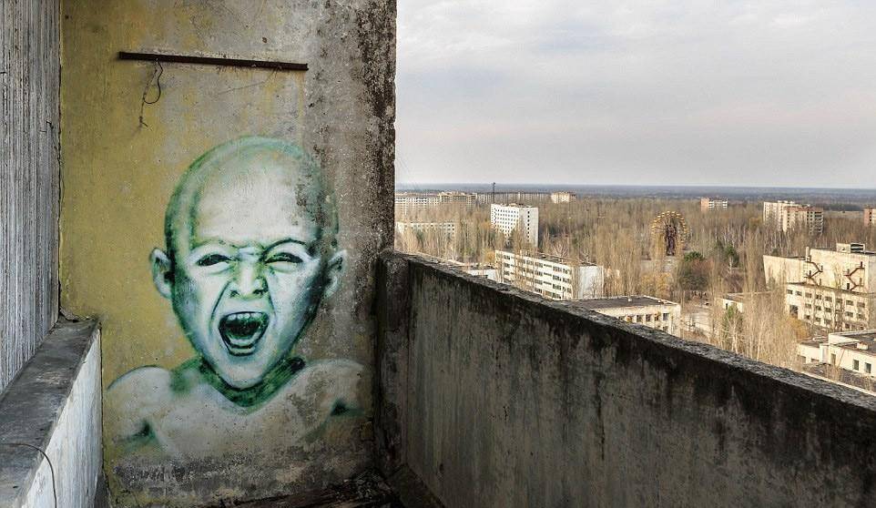 原创切尔诺贝利核电站旁的鬼城人类禁区动物基因突变出现双头