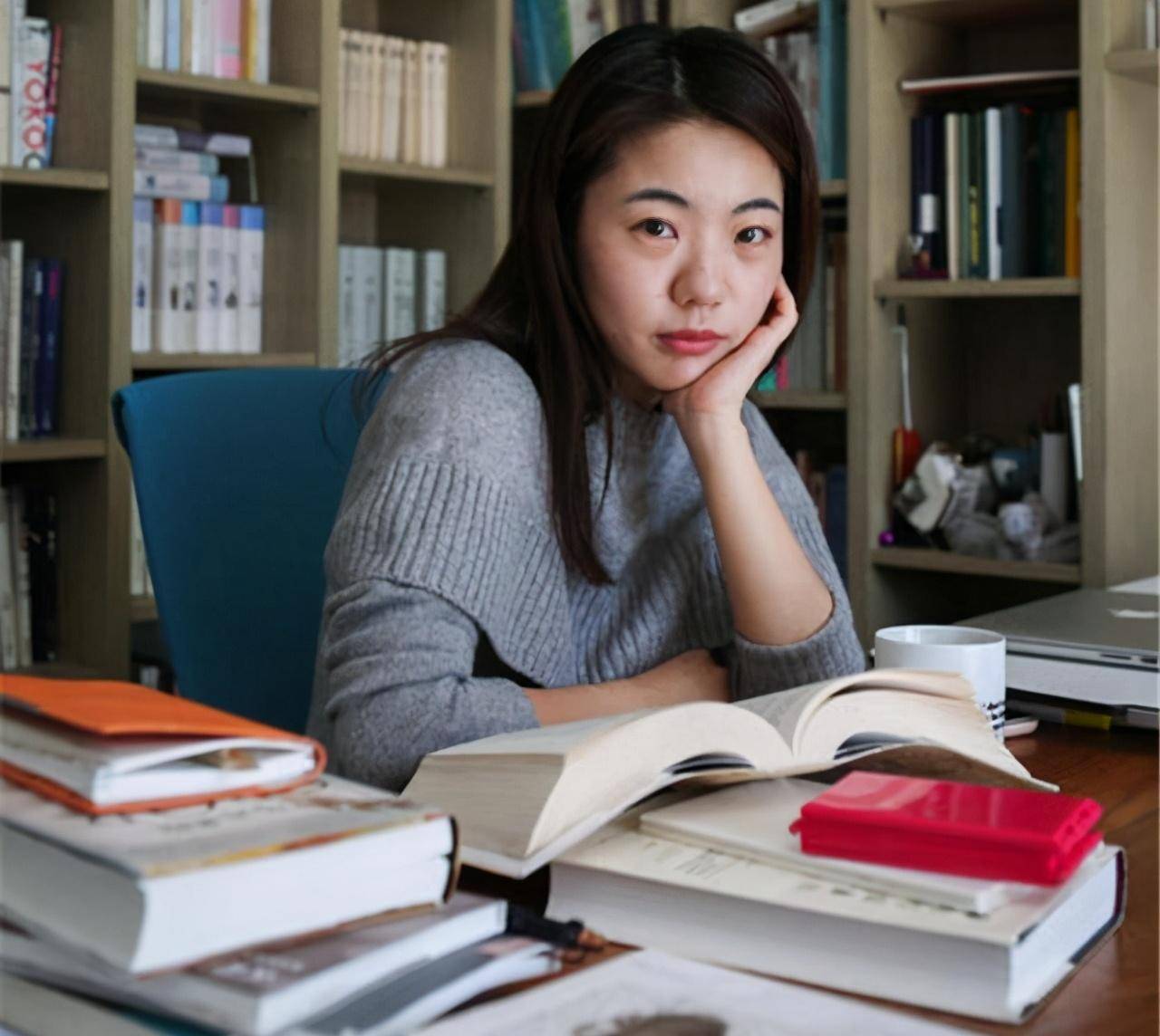 原创蒋方舟我一直比较喜欢没文化的男生