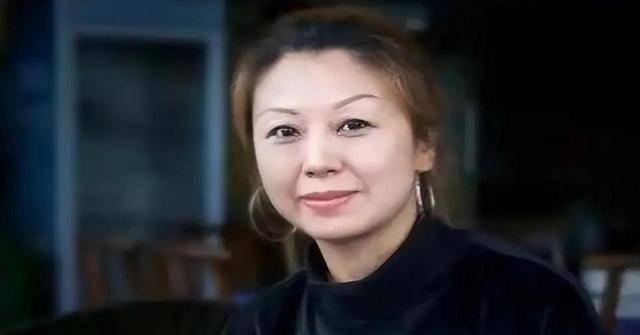 原创原创错坠盘丝洞绿蜘蛛精杨洁劝她考中戏但她却放弃明星当工人