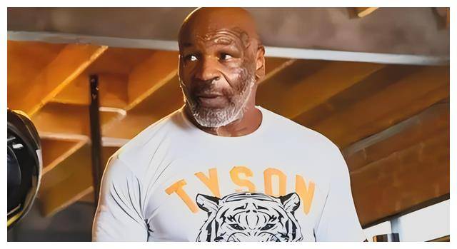 原创57岁泰森依旧无敌泰森教练揭秘惊叹第一训练引发肩伤