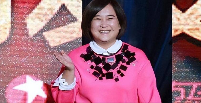 原创你好李焕英上映三年之后贾玲心中那根刺终于被拔了出来