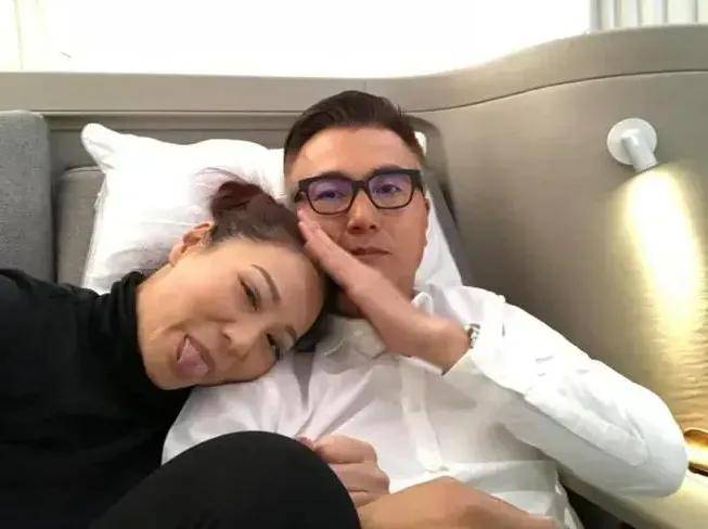 原创因戏生情相恋9年后抛弃原配迎娶小20岁娇妻网友男人的嘴骗人的鬼