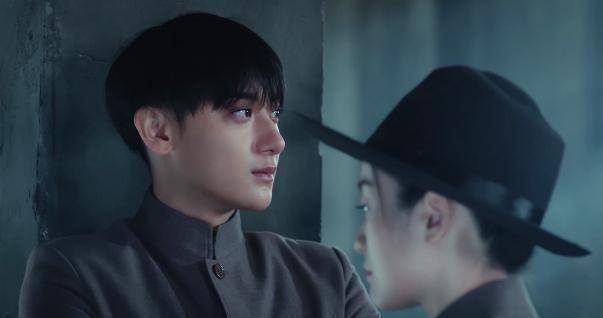 原创原创热血少年吴乾贺红衣浪漫天台吻爆甜来袭网友心疼卫乘风