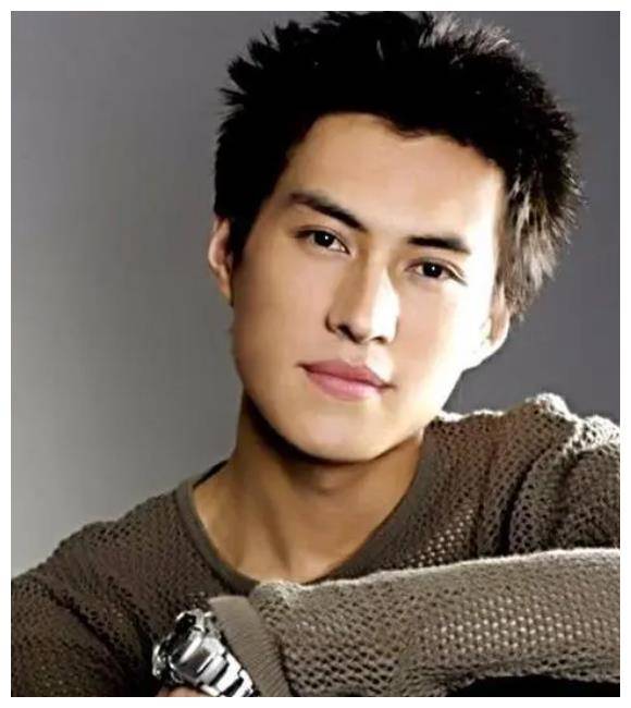 靳东受不了江珊女儿的嫌弃誓言不负离异的李佳