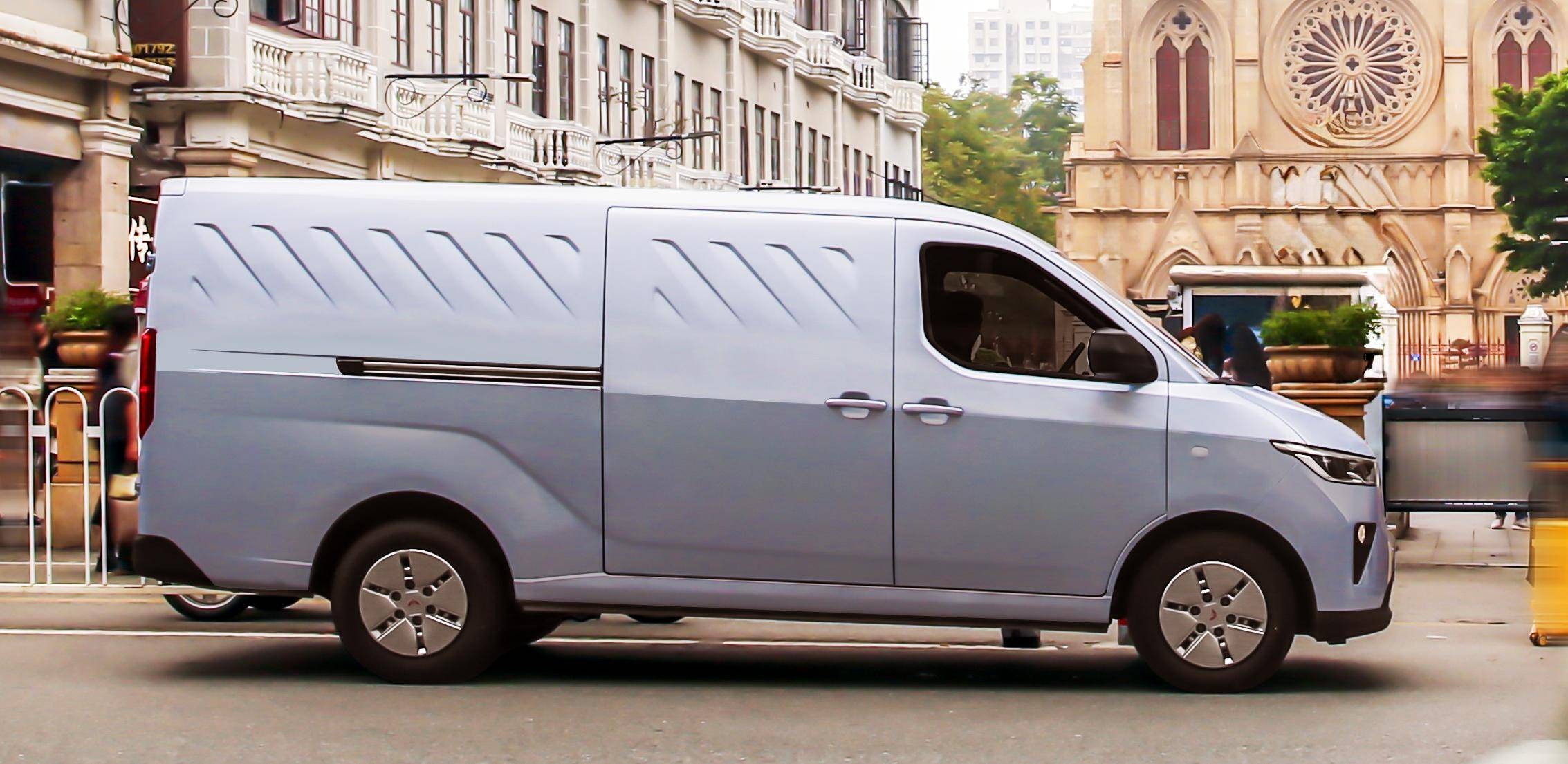 7.18万元起!五菱扬光用"超高性价比"重新定义新能源商用车