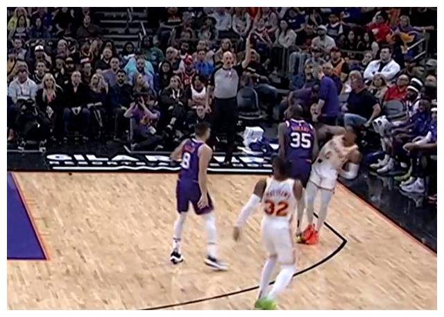 杜兰特遭误判垫脚恶意犯规引发众多支持声音委屈不得解