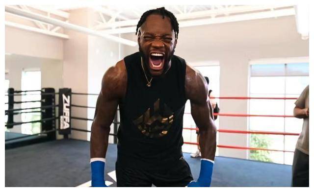 他指出"福尔曼曾击倒过乔-弗雷泽,肯-诺顿等,他所战胜的对手都是令人