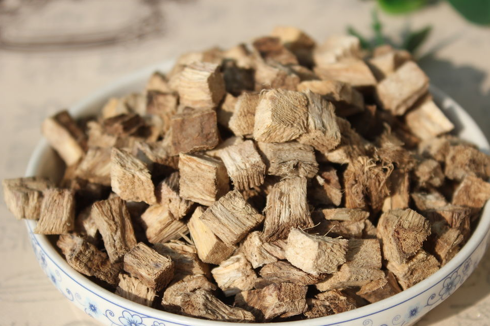 卵巢早衰的克星终于被找到了,女人每天吃一点,卵巢越来越好!_的作用_