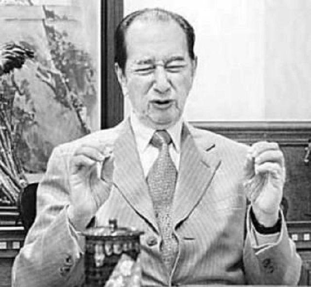 澳门"赌圣"叶汉,是澳门最出色的荷官,84岁却因赌博亏损10亿元_何鸿燊