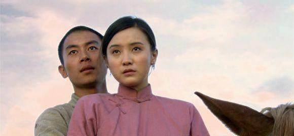 韩雪邀请到低调的演技派张鲁一助阵,郭德纲和于谦的老搭档也将携手