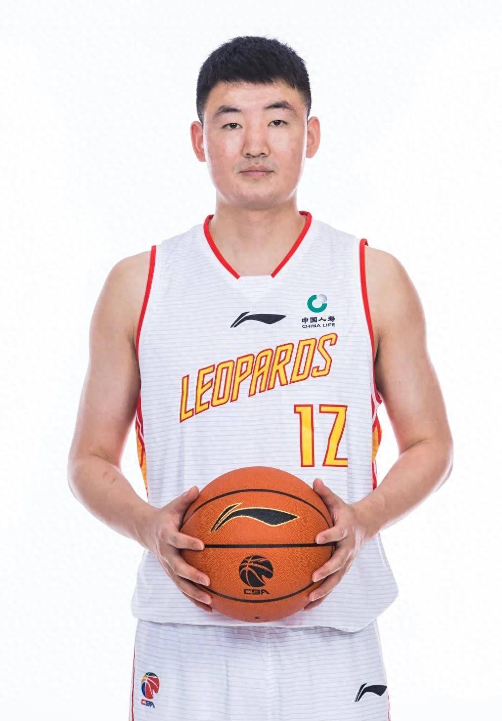 说现在国家队缺这种球员,感恩深圳老板,不让买豪车_孟铎_梁志斌_节目