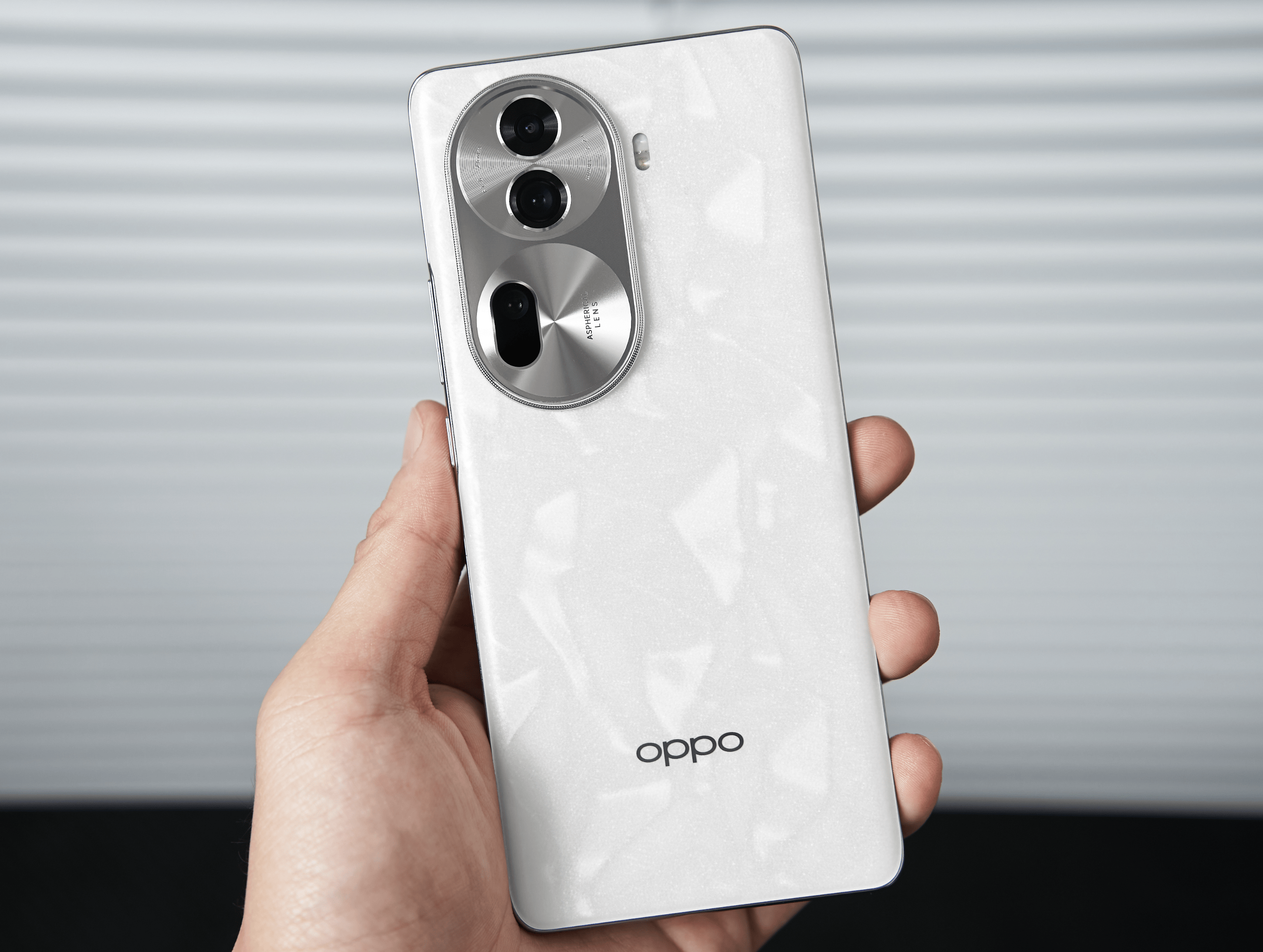 华为p70系列已做好全方位布局_reno_月光_用户