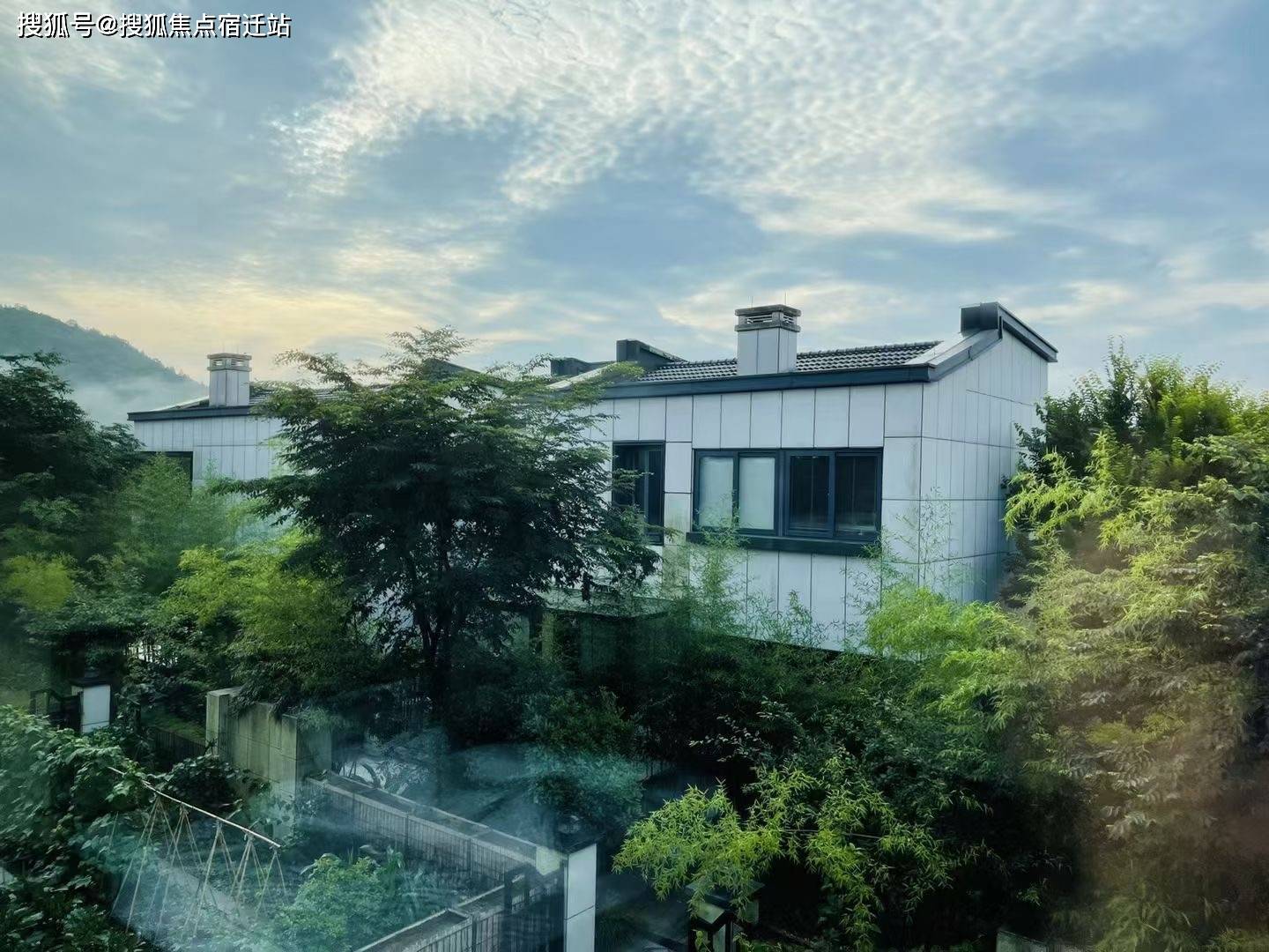 杭州市余杭区恒盛径山园售楼处电话4000000460转6868售楼中心