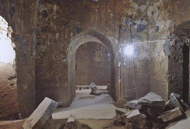 原创曹操作为盗墓派的祖师爷据说设有72疑冢依旧被盗