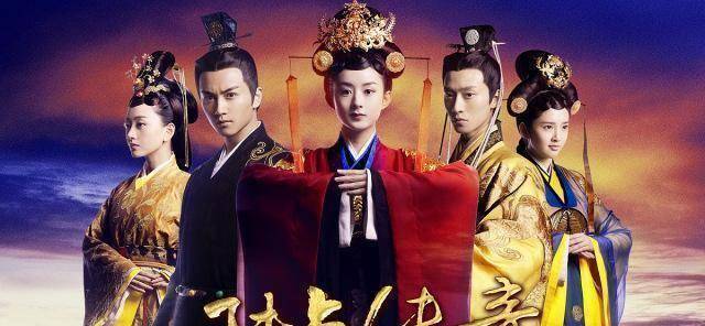 话题女主 于正=爆款剧在此之前,说到于正,大多数人的印象是这样.