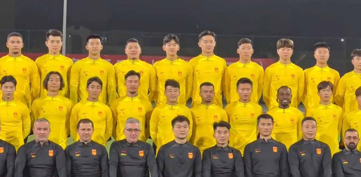 在备战世预赛的过程中,国足面临着诸多挑战和困难,但球队的每一位成员