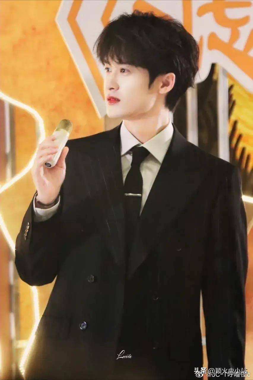 原创325娱乐瓜肖战王一博李现龚俊檀健次唐嫣谭松韵许凯李沁刘学义