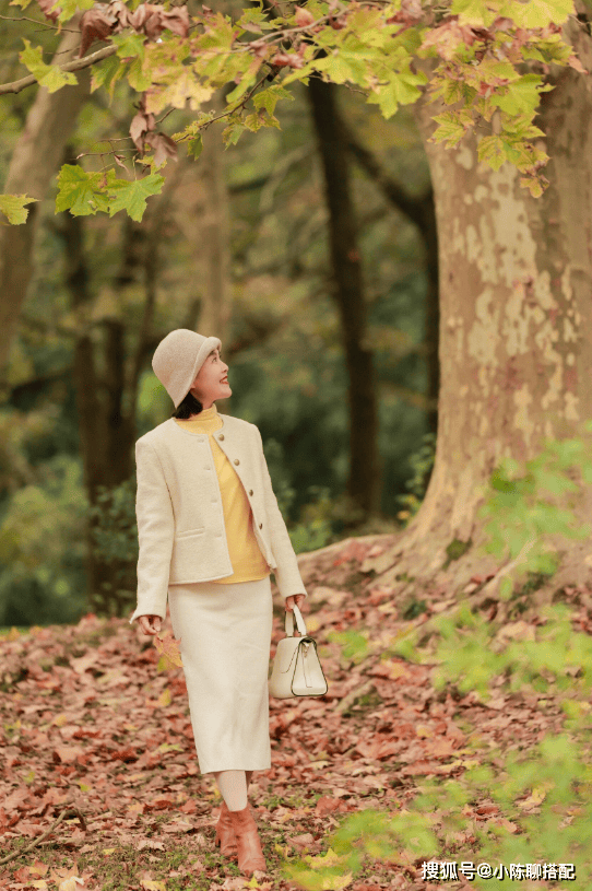 等你老了,请务必远离"中国式大妈"拍照,懂得这3点优雅又上镜