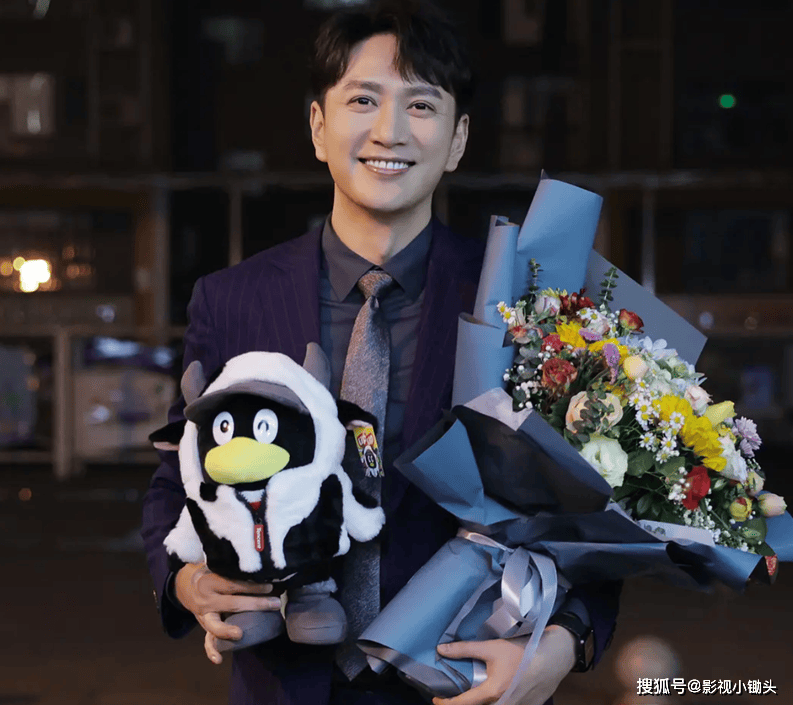 除此之外还有李俊贤饰演徐皓沈盛男饰演小路真真苏爱婷饰演许太太贝勒