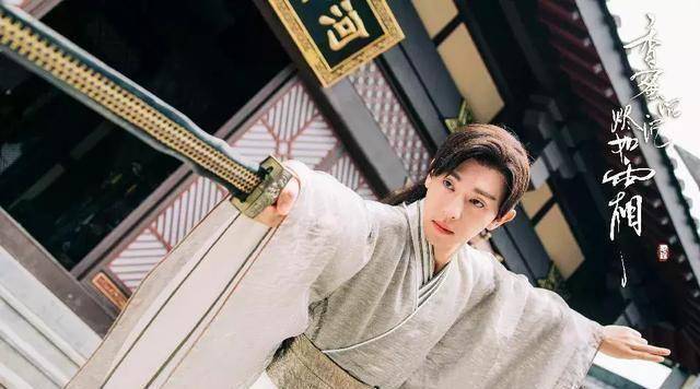 原创《一千零一夜》收视飘红,邓伦受网友热捧,粉丝大赞:柏总好帅