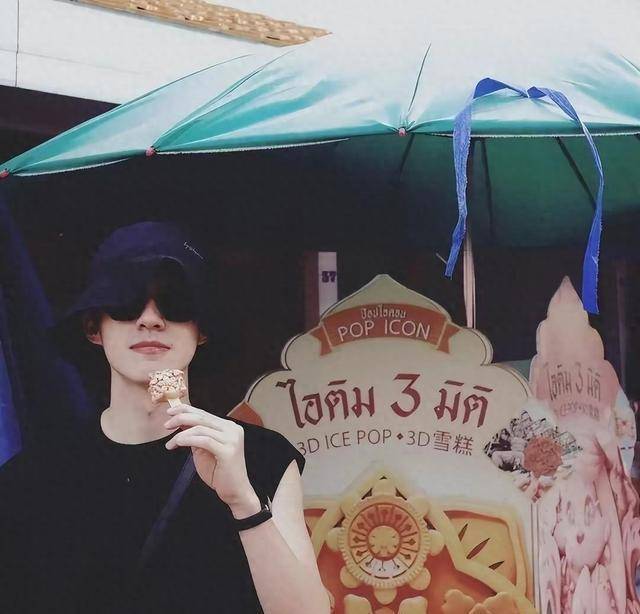 获前妻佟丽娅的原谅陈思诚携公司艺人到泰国团建有意和好