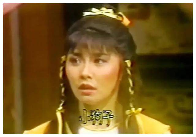 接着,我们再来看看1989年的香港tvb版,《侠客行》里的阿绣是陈家碧演