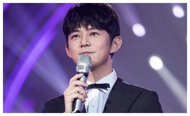 何炅情商高手反转成讨好型网友惊呼娱乐圈操作