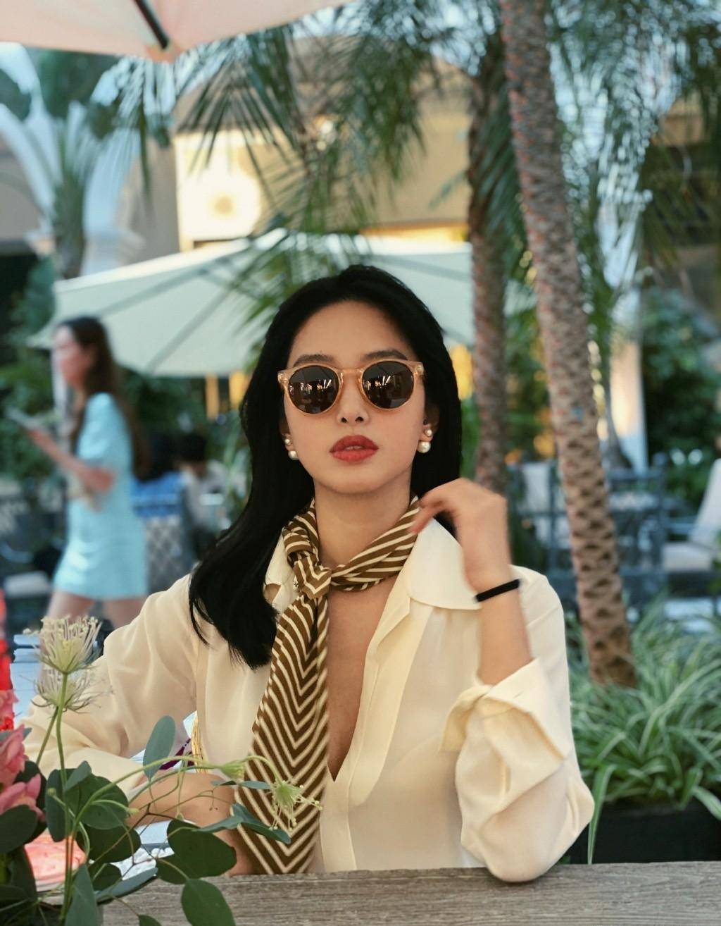 却靠穿搭成功出圈_杨采钰_时尚_气质