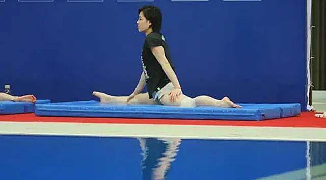 原创跳水皇后吴敏霞追平郭晶晶记录退役嫁平民老公今生二胎