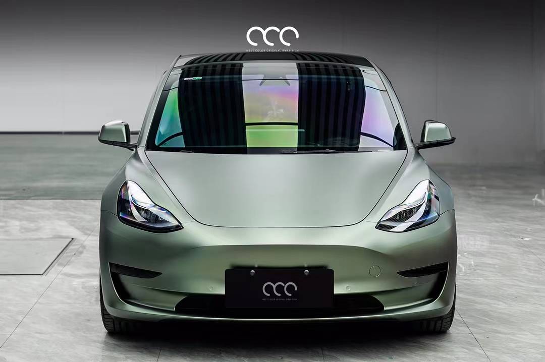 特斯拉modely漫彩改色膜超亚金属灰绿细腻的超亚质感