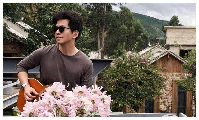 李健汪峰频频离婚引关注我态度坚决不会与妻子孟小蓓分开