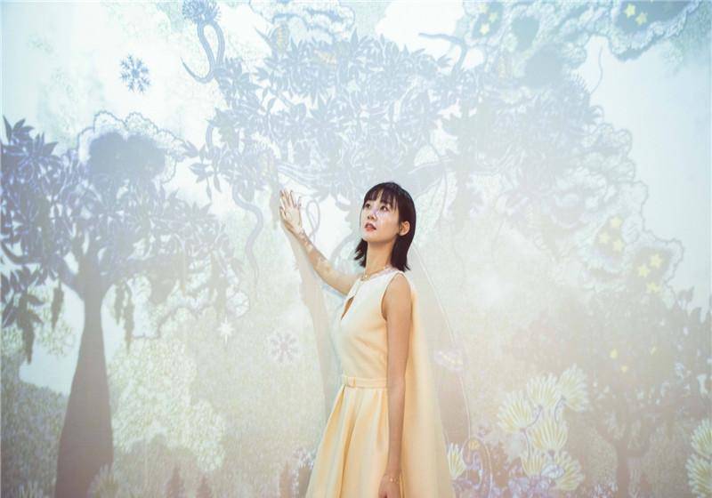 原创郑恺喜得爱女与苗苗奉子成婚夫妻二人甜蜜恩爱