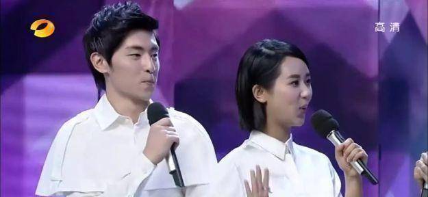 只是,邓伦和杨紫两个人之间已经明确的表明了,都是兄弟.哈哈哈哈.