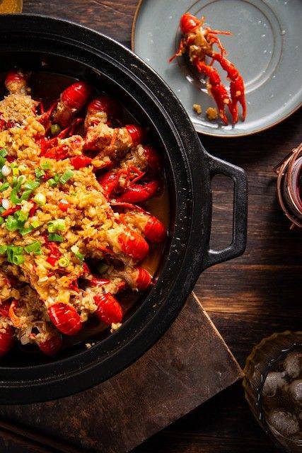 张红甫教你做霸气十足的美味享受川式蒜香小龙虾