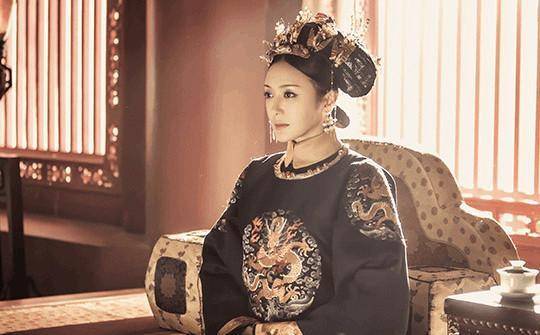 她宠冠后宫不是皇后胜似皇后顺治一年内为她两次大赦天下