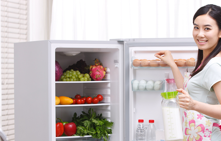 原创吃了冰箱里的食物身体不舒服冰箱的正确使用方法您不妨看看