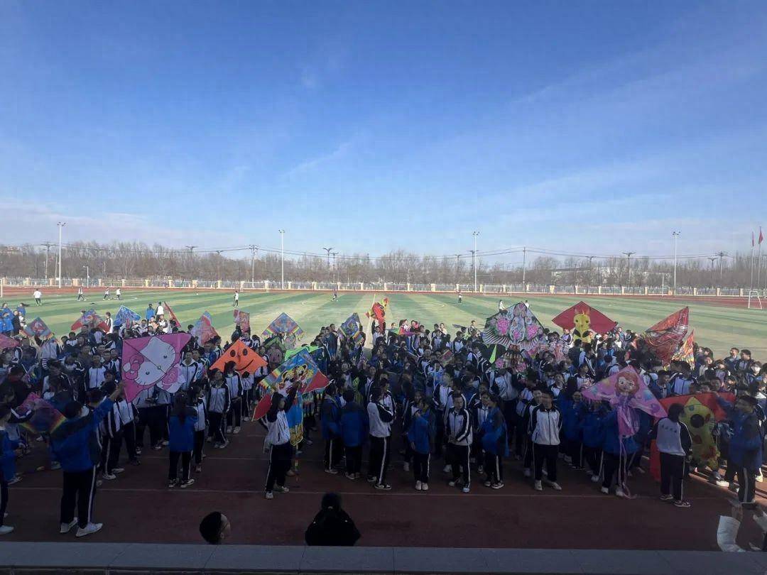 新疆兵团第六师五家渠第三中学:万物"筝"春 放飞梦想