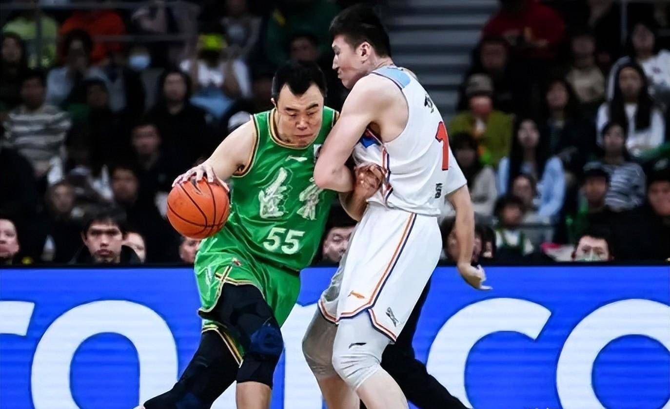 这是他们三个人的完美表演. 一是张振林.