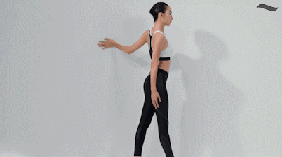 要领:1,自然站立,身体正直,左侧身体面对墙壁2,双脚前后打开,将左臂直