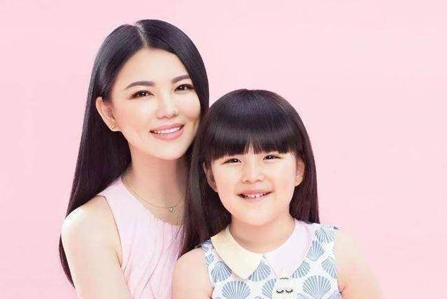 原创原创10岁王诗龄身高赶上李湘背包价值2万网友确实是不一样