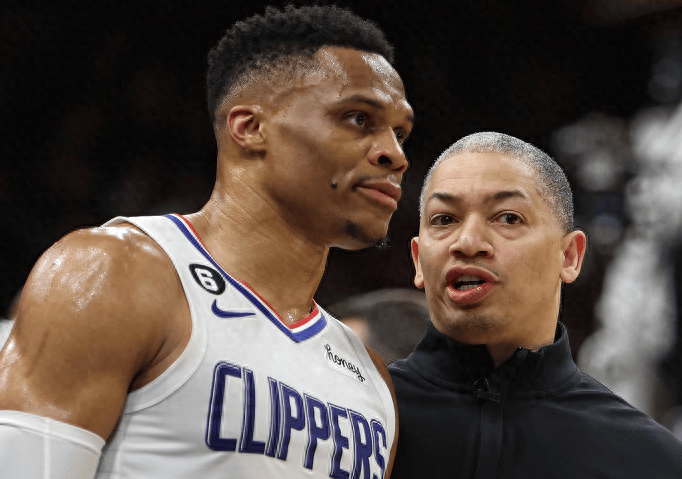 快船15分大逆转76人评分哈登86乔治91小卡95泰伦卢5