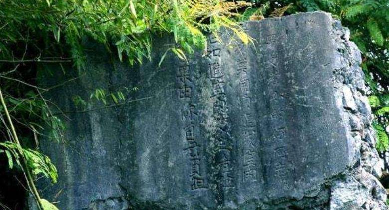 原创湖南95岁老人住活人墓20多年建墓花费20万元墓内机关重重