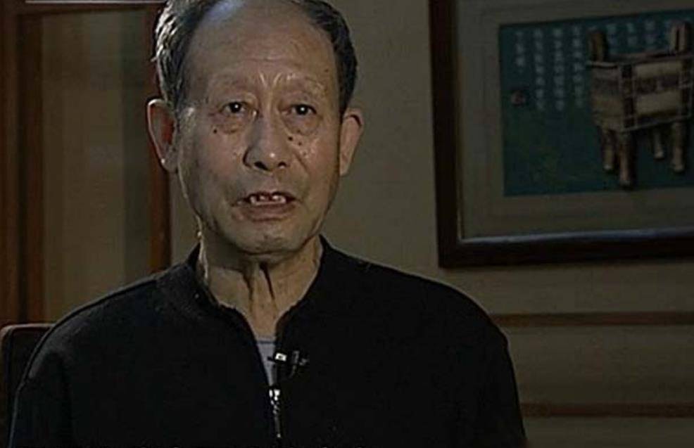 1971年退伍老兵救下一老人,获赠一颗小泥球,38年后得知价值2亿_王占奎