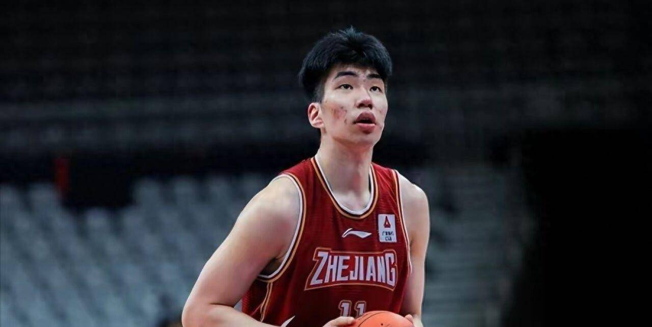 余嘉豪落脚的欧洲二级联赛周琦战过的澳洲是比nba更适合练级