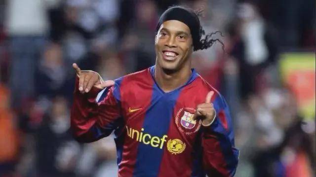 c罗大罗和小罗足球领域谁天赋与成就更胜一筹