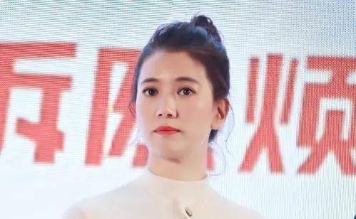 原创袁咏仪凭什么这么狂出道就被封被张智霖宠得不像话