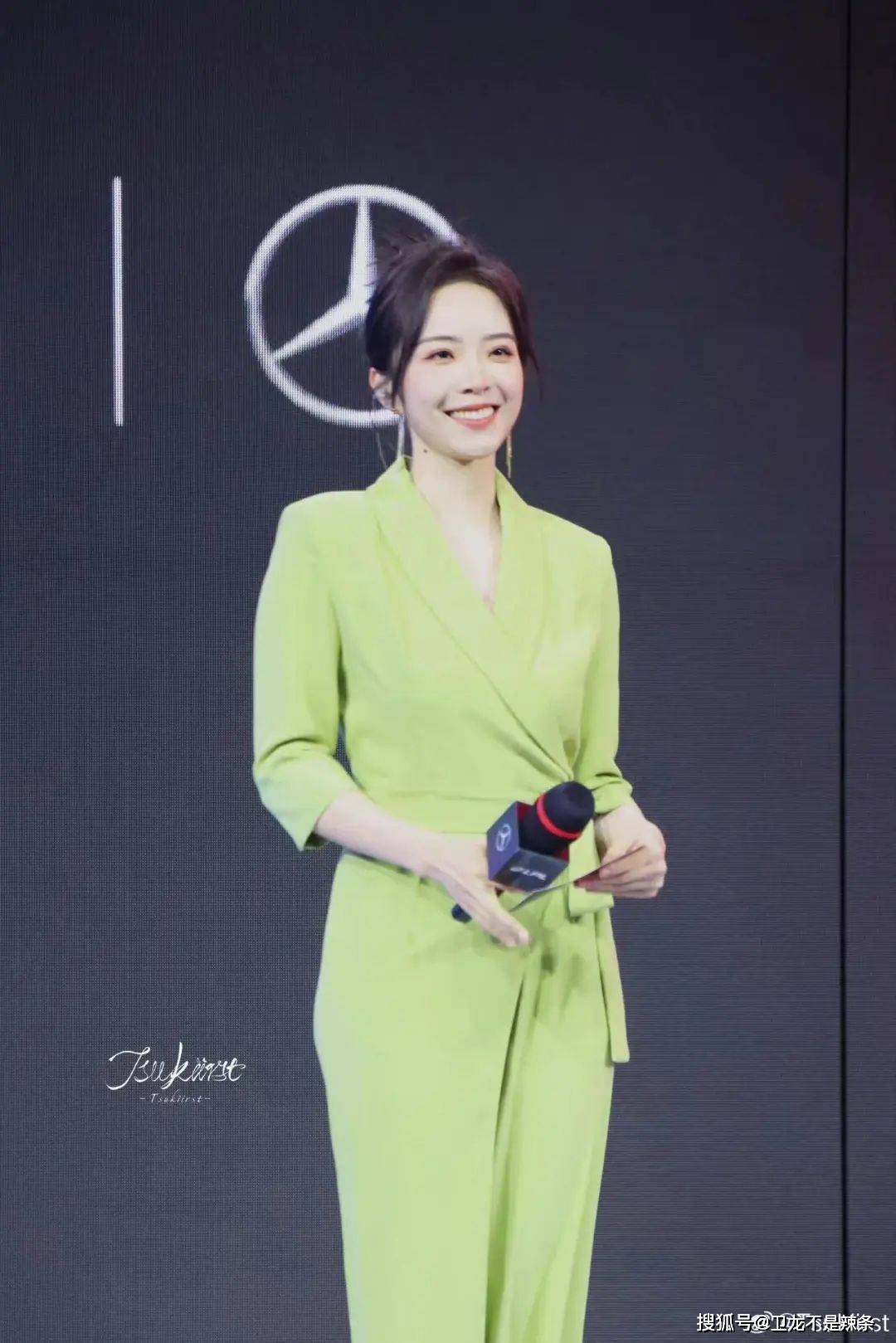 探秘余霜的整容传闻真相究竟是什么