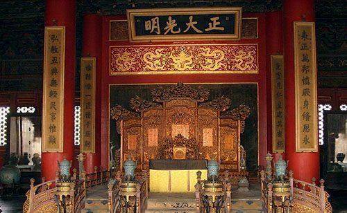 揭秘!故宫乾清宫600年的后宫秘史!专家:皇帝太想长生不老!_嘉靖_甘露_