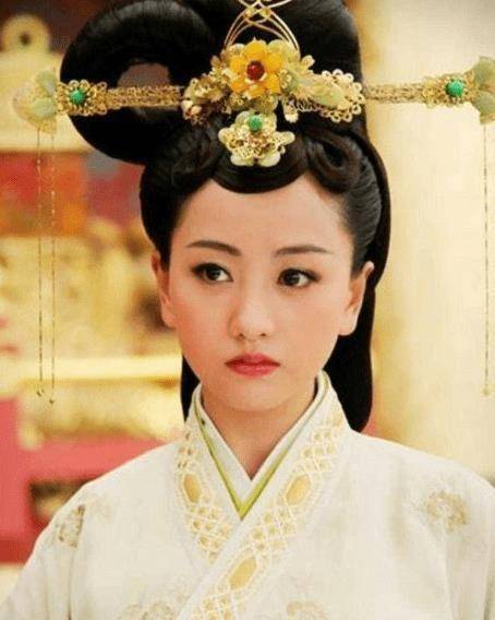 原创原创10位头戴珠冠的古装女神一个比一个好看最惊艳是这位